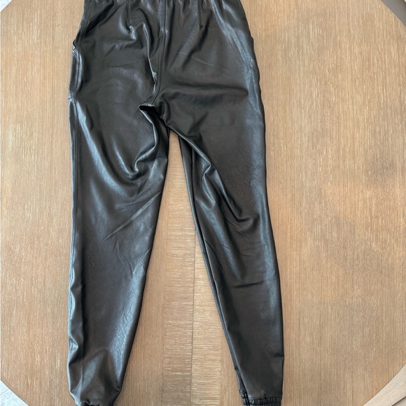 Spanx Faux Leather Jogger Black Sz S - Picture 2 of 5